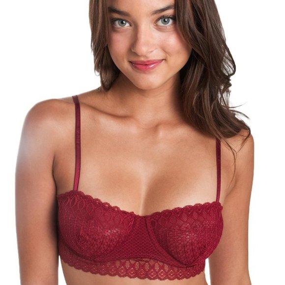 NWTCandies 2 Bras Scalloped Trim Unlined Red Tan 34A Mesh Adjustable Straps NEW - Picture 7 of 9